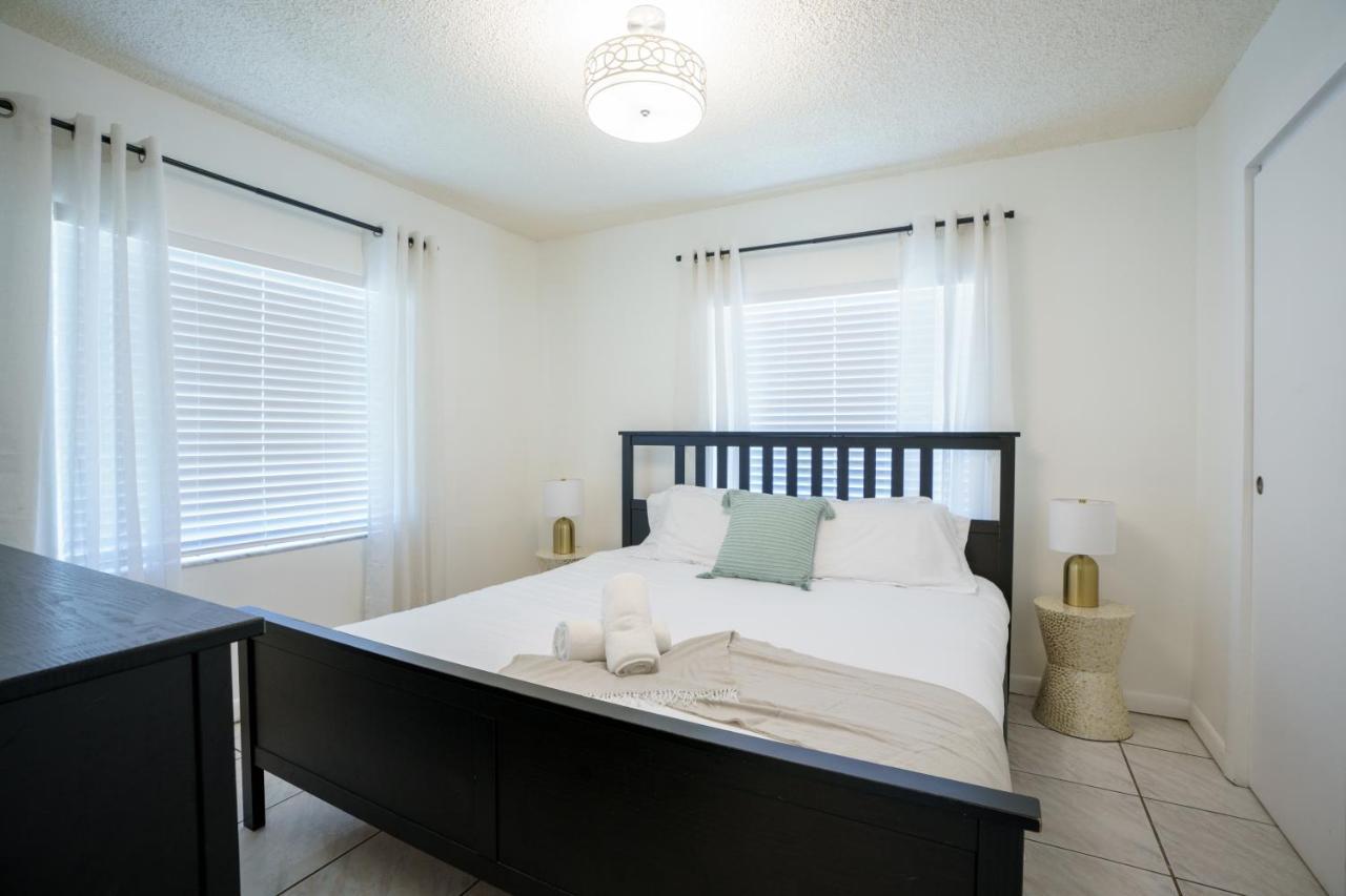 Modern 2 Bedroom In The Heart Of Wynwood Art District Miami Exterior photo